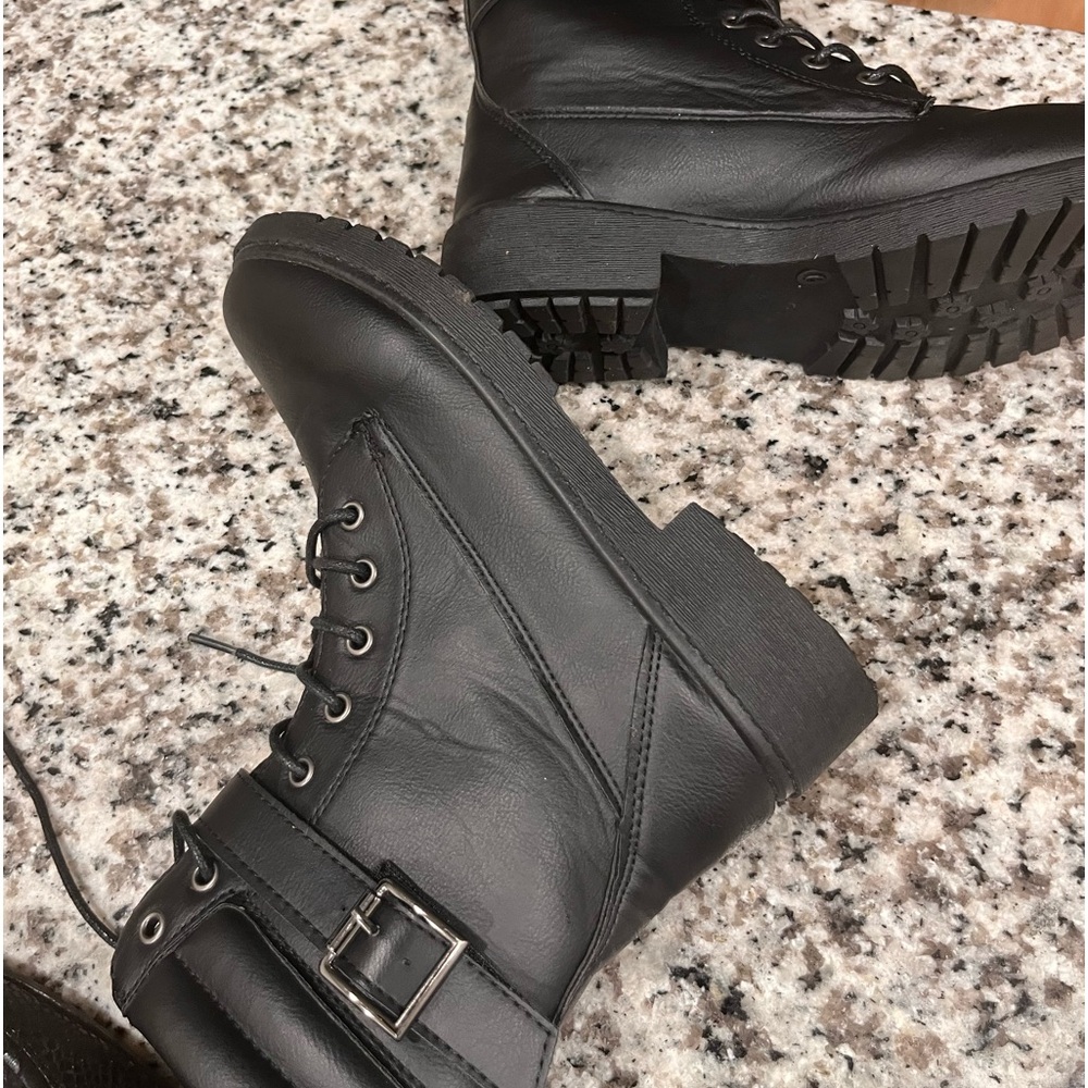 Women’s Size 6 black ankle boots with lace-up and buckle detail